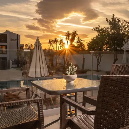 V - Infinity Villas, For Large Groups With Private Pool, By Zantewize Villa Kalamákion