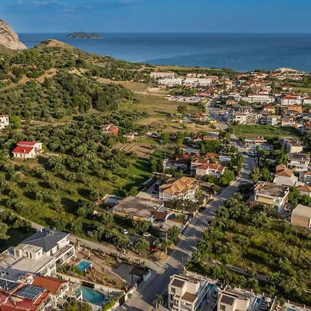 V - Infinity Villas, For Large Groups With Private Pool, By Zantewize Vila Kalamákion